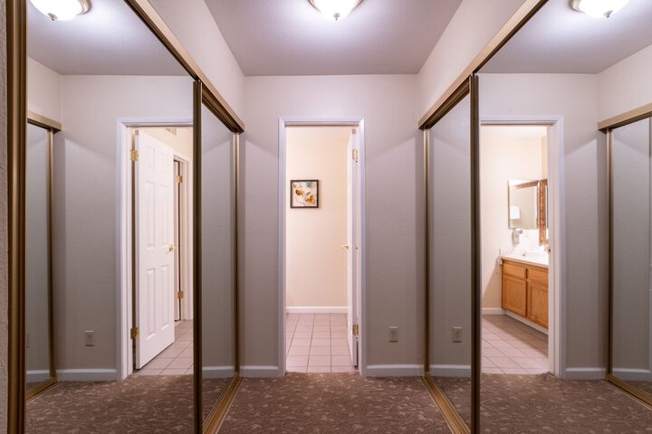 Room 21 of 45
