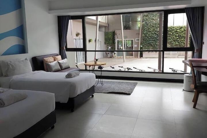Room 17 of 50