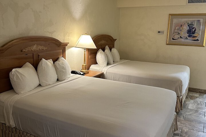 Room 8 of 29