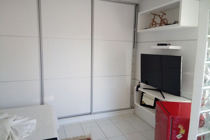 Room 5 of 79