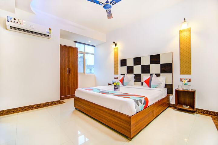 D Comfort Residency by FabHotel
