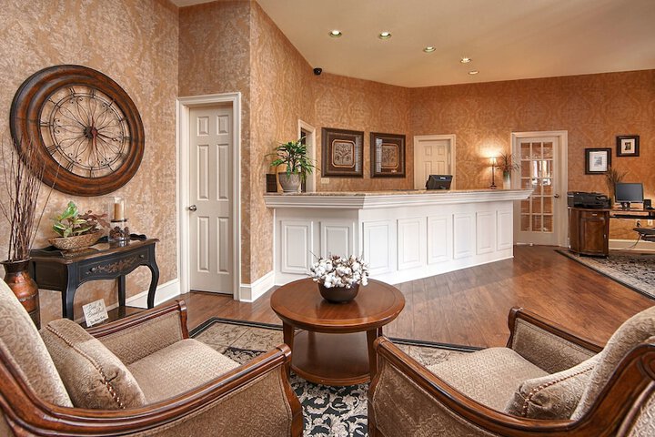 Entrance & Lobby