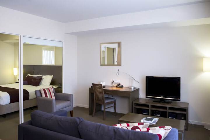 Room 8 of 36