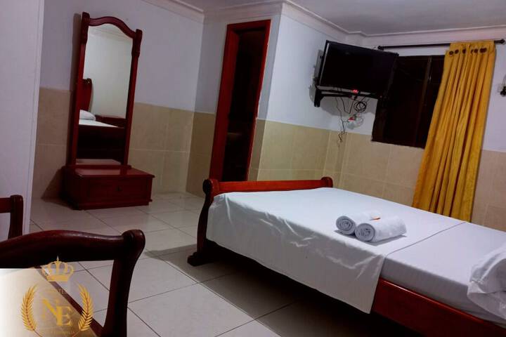 Room 19 of 33
