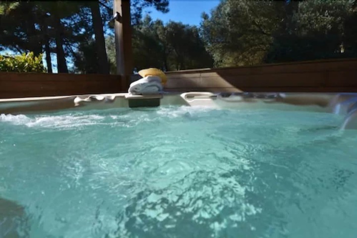 Spa 10 of 23