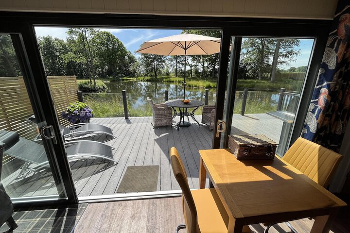 Cedar Boutique Lodge-dog, Fishing and Spa Access in York