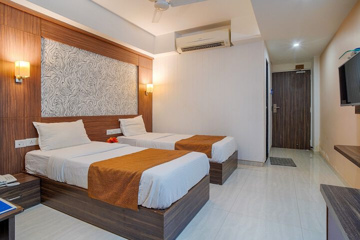 Room 30 of 61