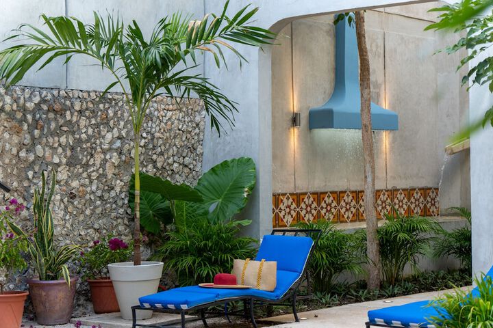 Hotel 27 of 28