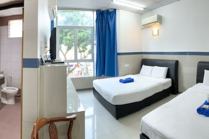 Room 16 of 61
