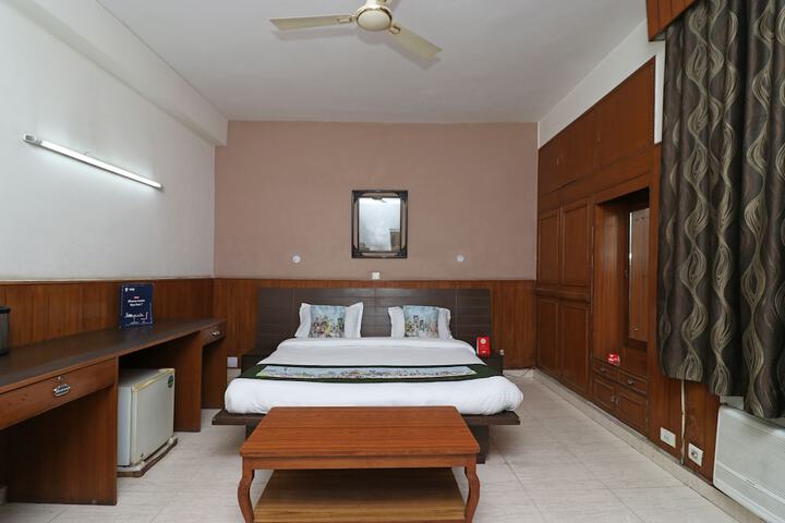 A Gulshan Continental