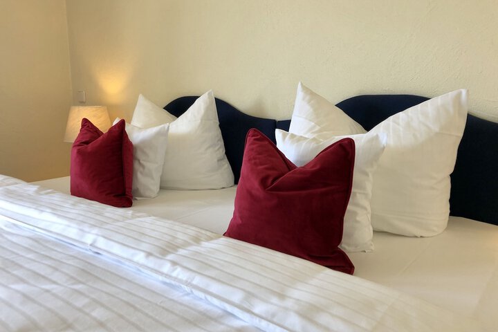 Room 14 of 32