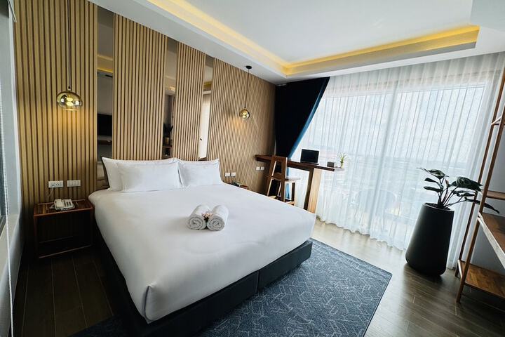 Room 44 of 336