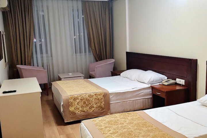 Room 7 of 29