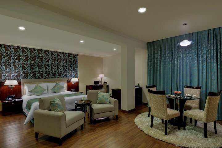 Room 5 of 35