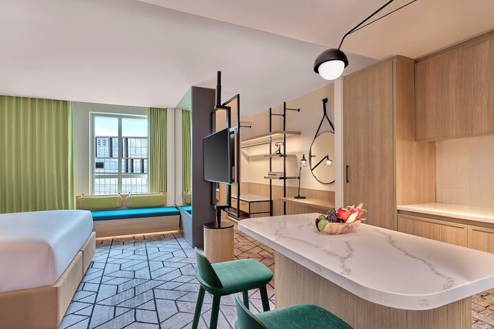 Room 15 of 41