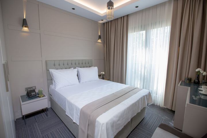 Room 19 of 36