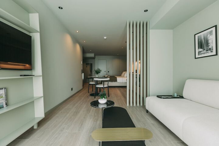 Room 71 of 145
