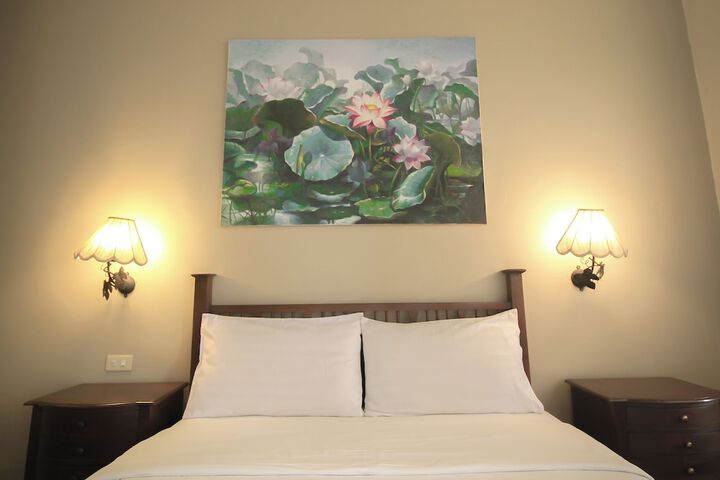 Room 21 of 113