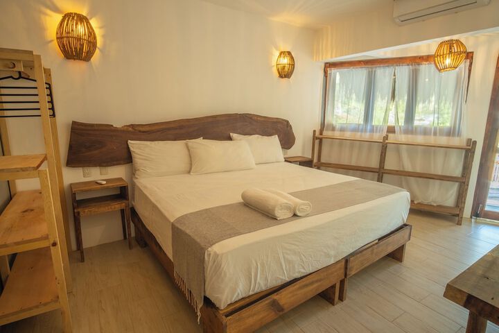 Room 19 of 91