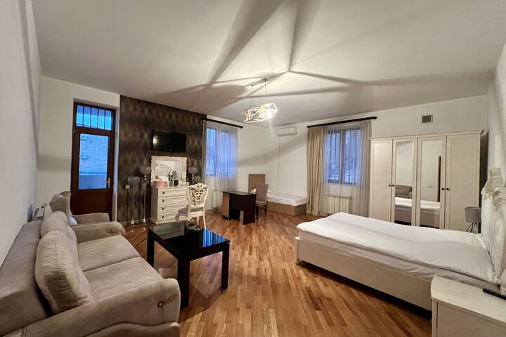Room 78 of 113