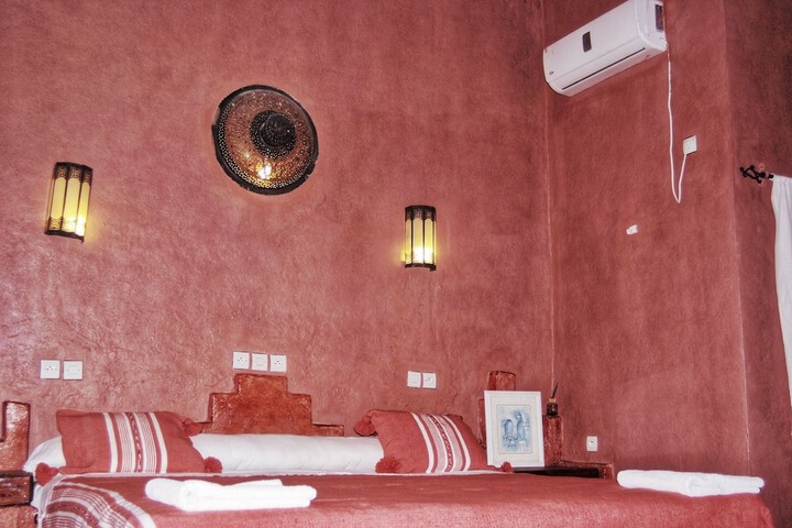 Room 3 of 124