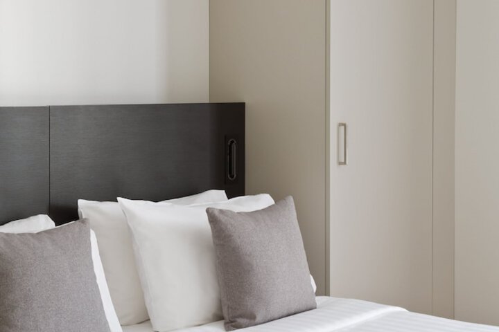 Room 21 of 50