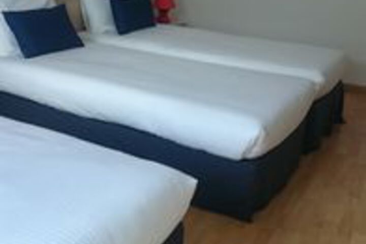 Room 42 of 69