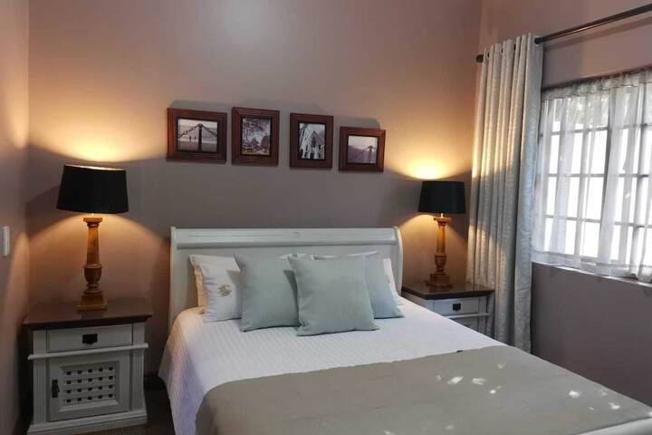 Room 10 of 32