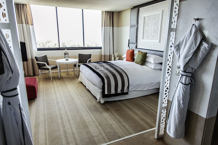 Room 3 of 153
