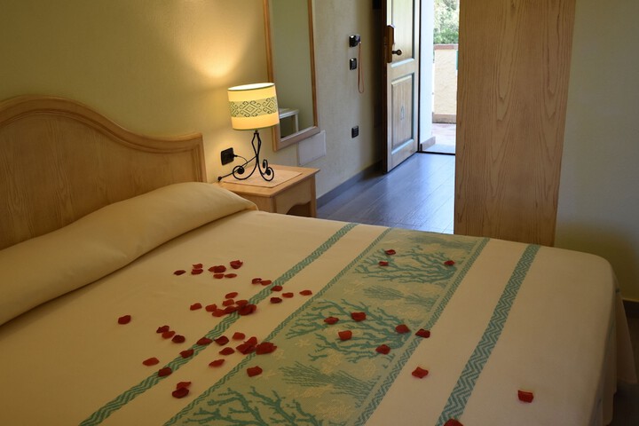 Room 13 of 71