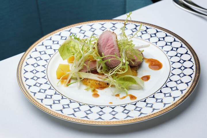 Dining 366 of 441