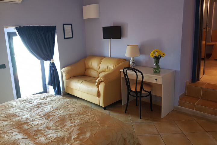 Room 7 of 7