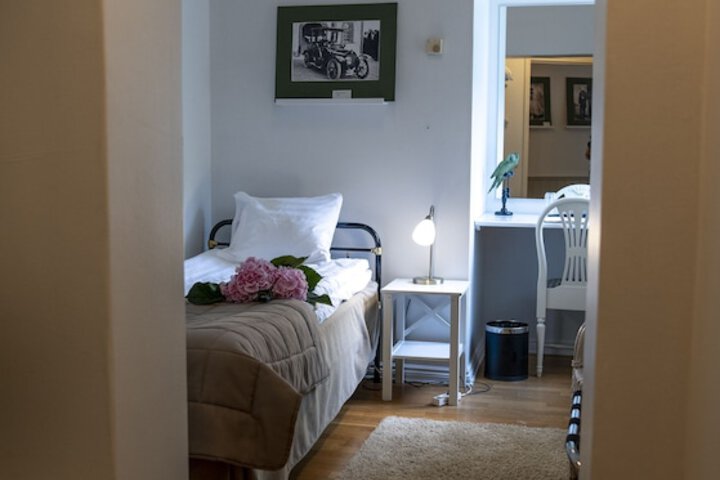 Room 15 of 113