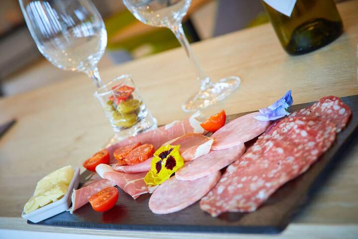 Dining Photos