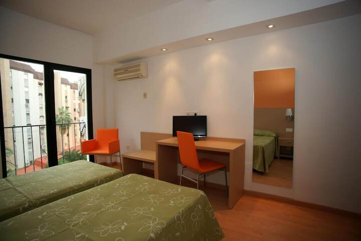 Room 15 of 47