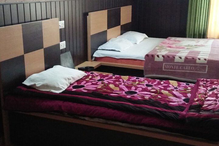 Room 7 of 17