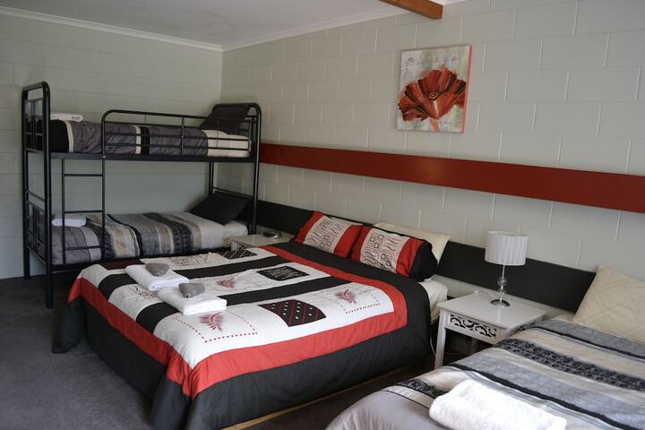Room 14 of 123