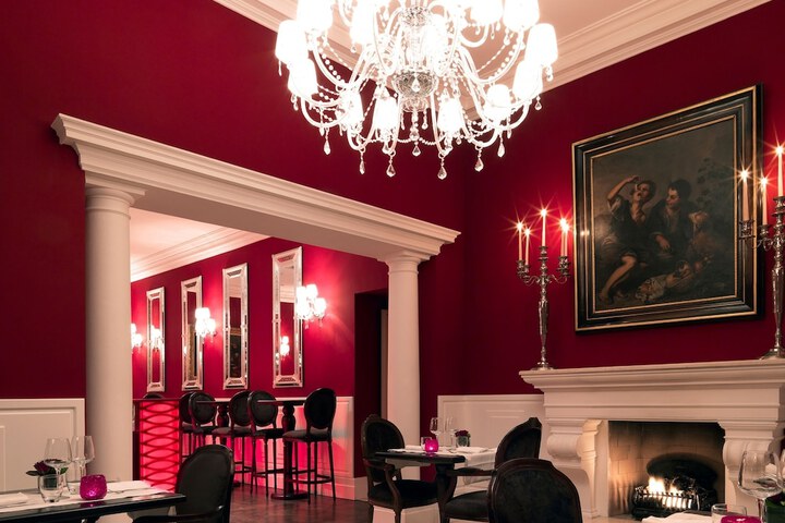 Dining Photos