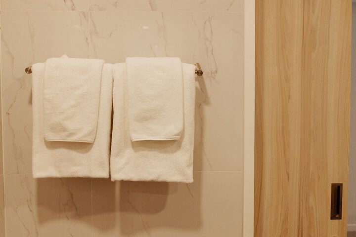 Room 30 of 49