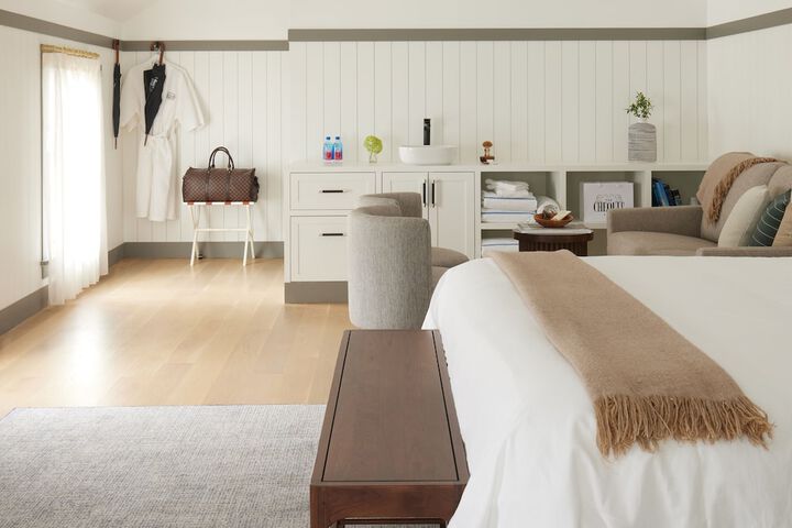 Standard | King Bed (6 of 19)