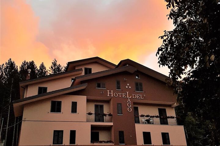 Hotel 27 of 28
