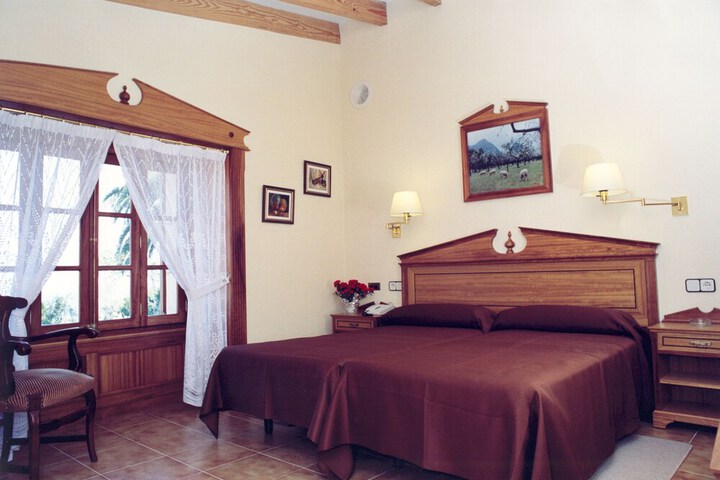 Room 7 of 72