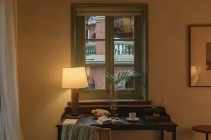 Room 14 of 61