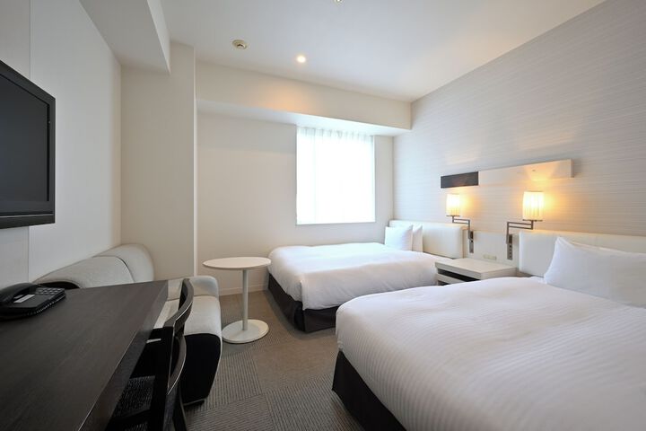 Room 20 of 38