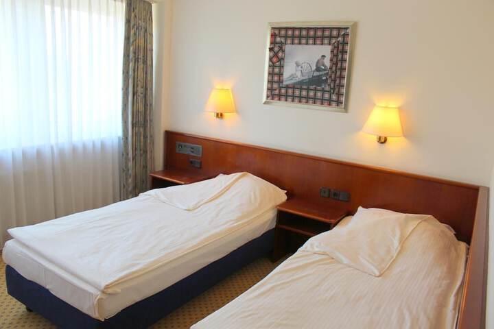 Room 14 of 41