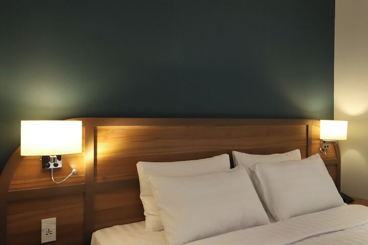 Room 13 of 45