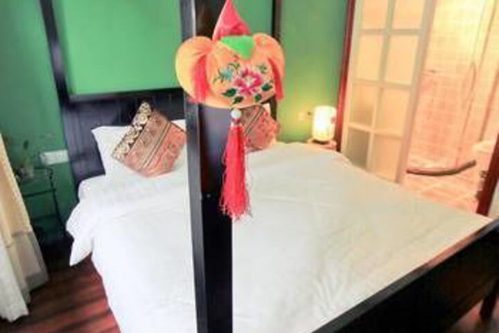 Room 14 of 15