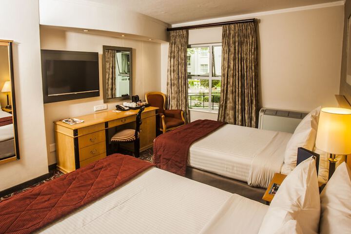 Room 7 of 36
