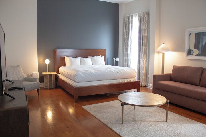 Room 26 of 54