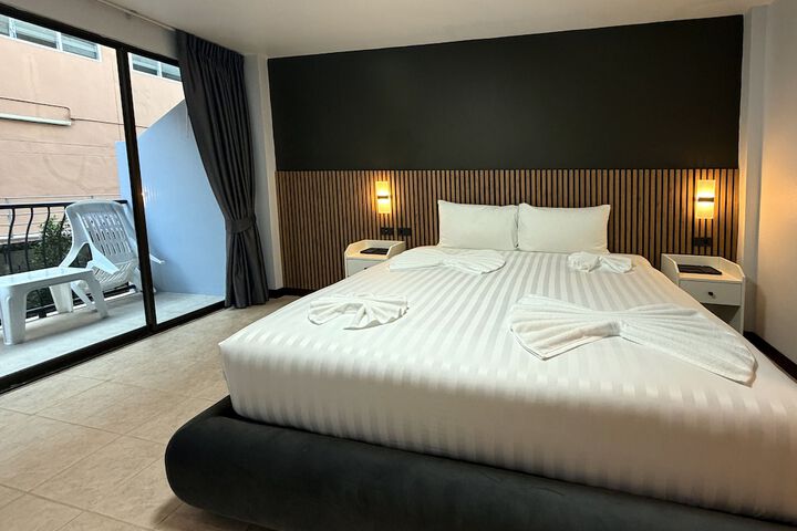 Room 10 of 39